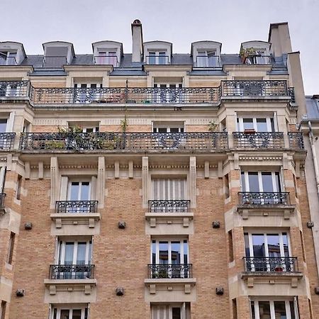 Studio Confortable Au Coeur De Paris Apartment Exterior photo